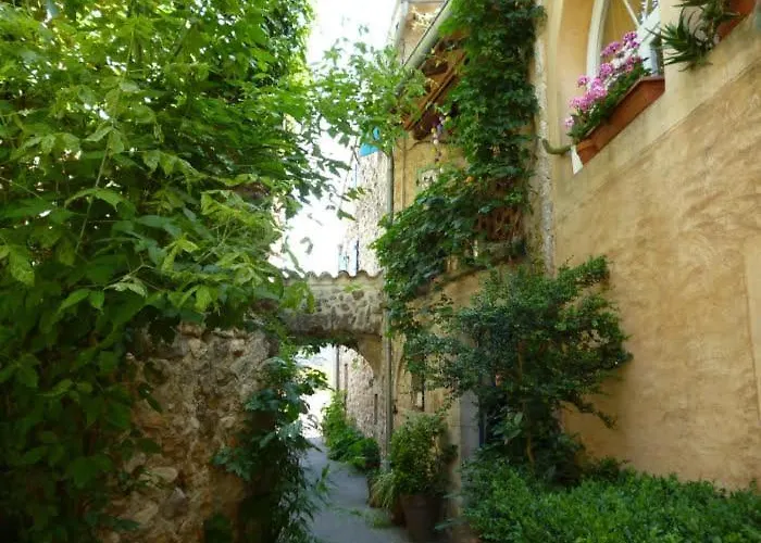 Bed & Breakfast Et Du Clocher 3*