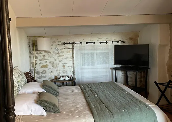 Et Du Clocher Bed & Breakfast