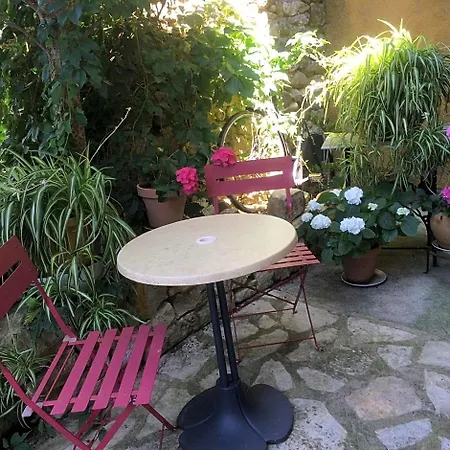 Et Du Clocher Bed & Breakfast Vallon-Pont-dʼArc